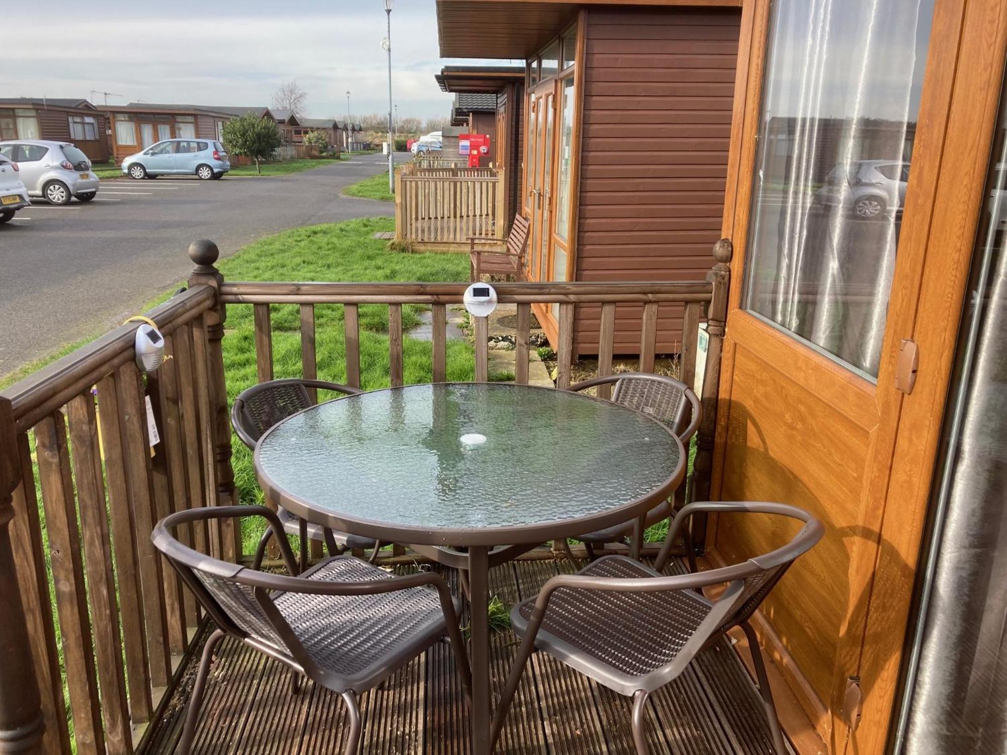 J16 Mablethorpe Pet Friendly Chalet Exterior photo